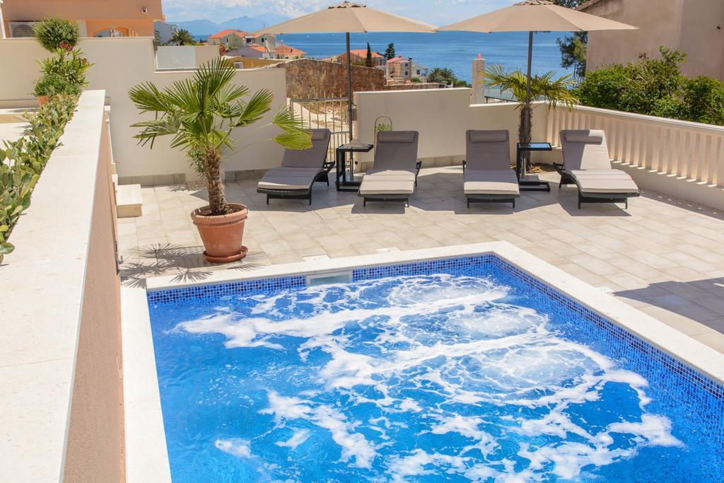 Apartments Villa Atlantis Трогир Экстерьер фото