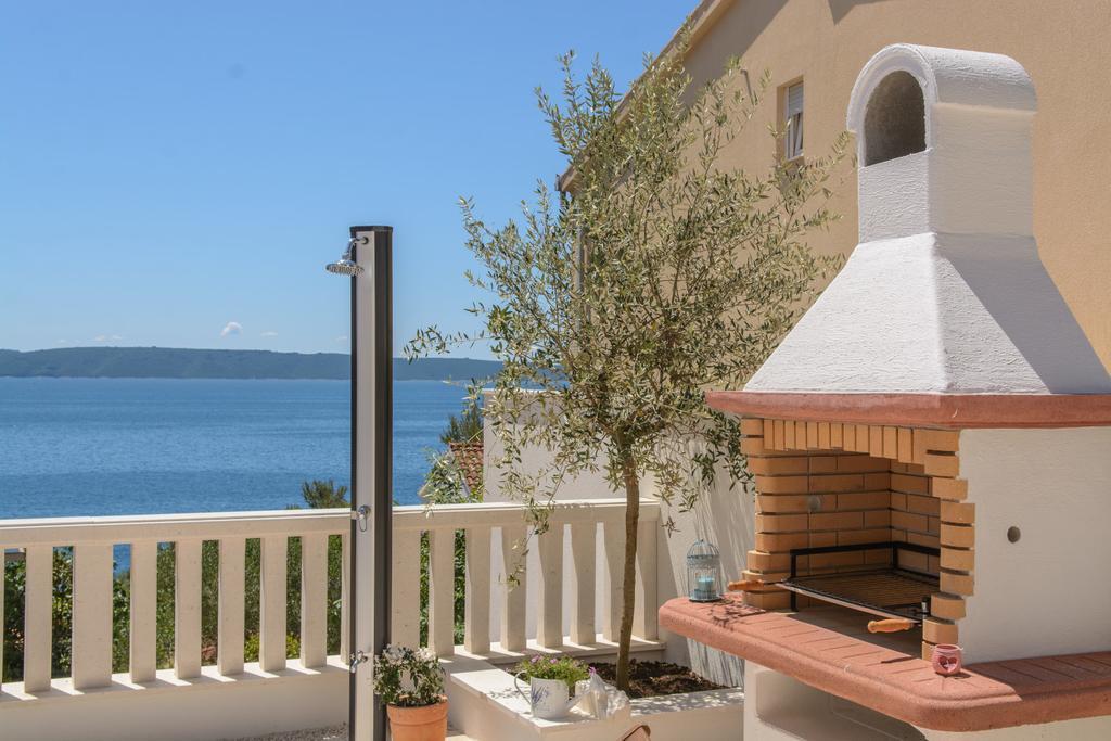 Apartments Villa Atlantis Трогир Экстерьер фото