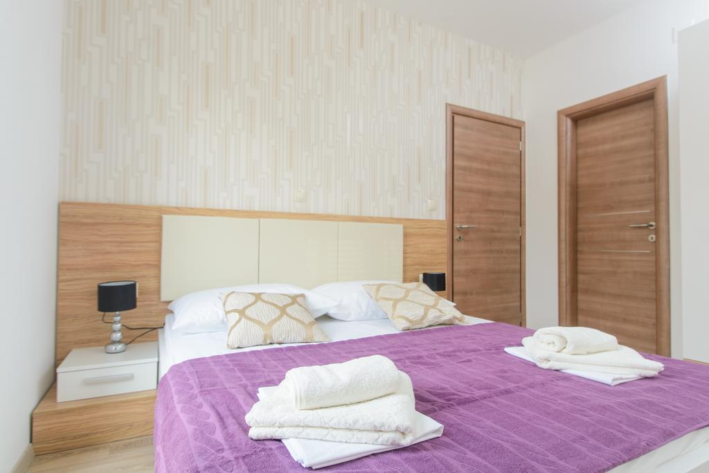 Apartments Villa Atlantis Трогир Экстерьер фото