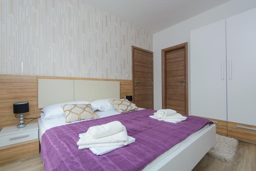 Apartments Villa Atlantis Трогир Экстерьер фото