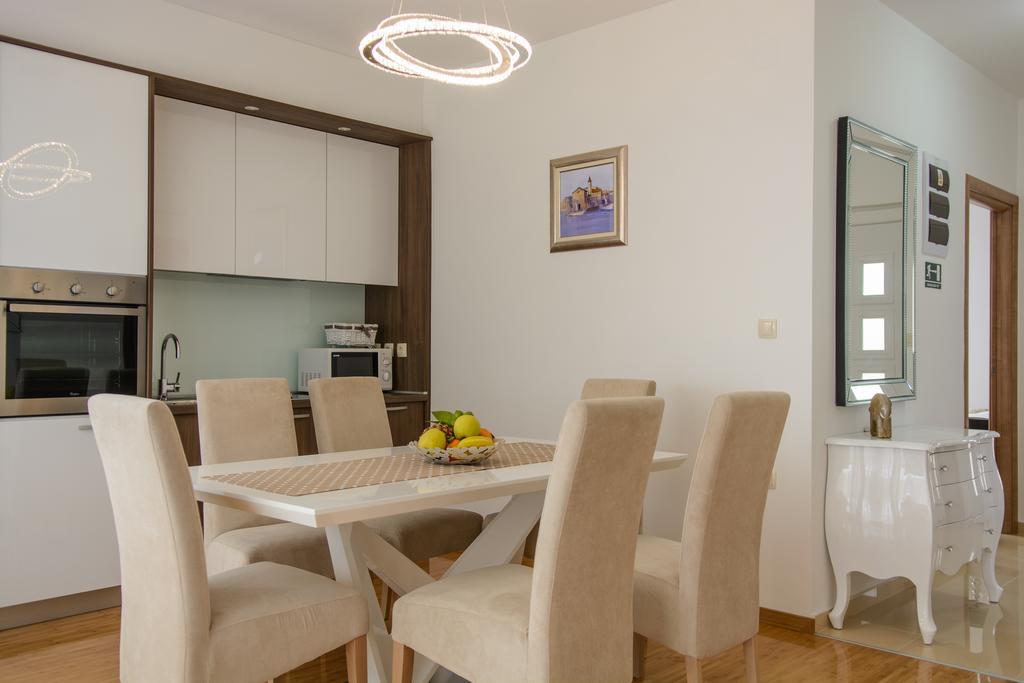 Apartments Villa Atlantis Трогир Экстерьер фото